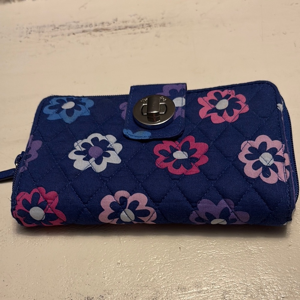 Vera Bradley wallet